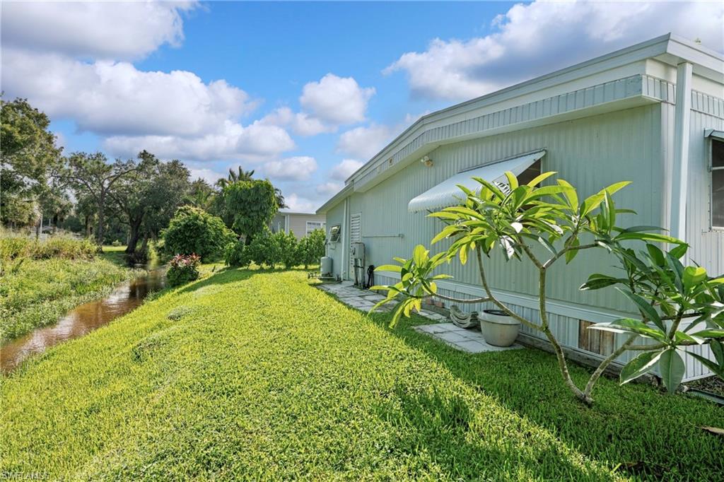 26038 Princess Ln Property Photo 21