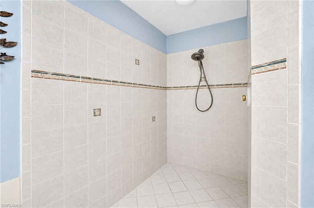 4115 Cape Cole Blvd Property Photo 37