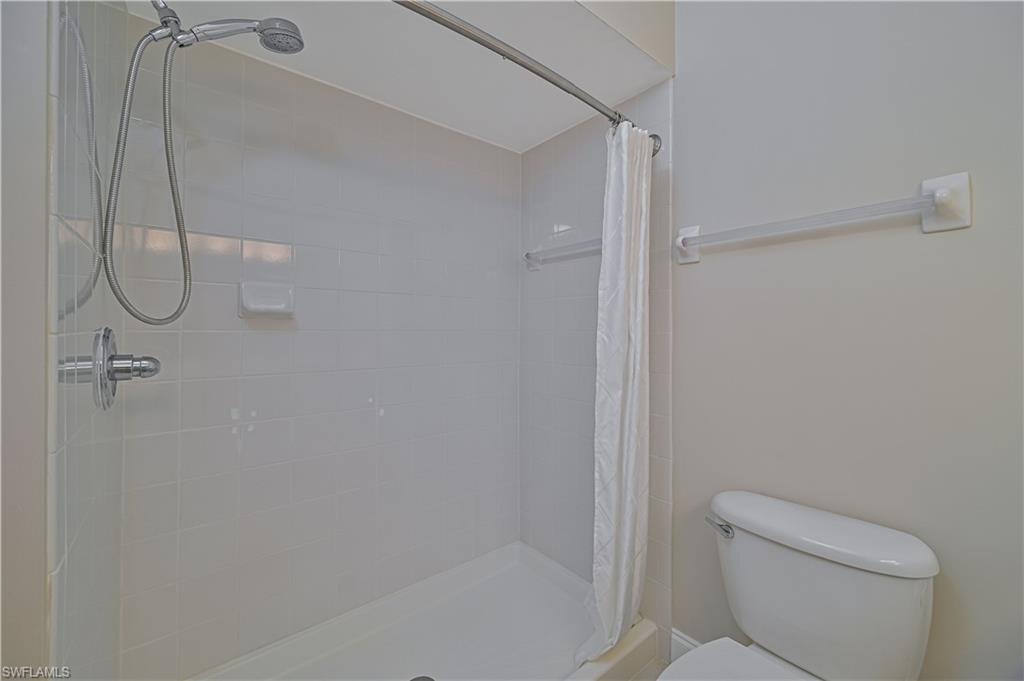 14831 Park Lake Dr 209 Property Photo 19