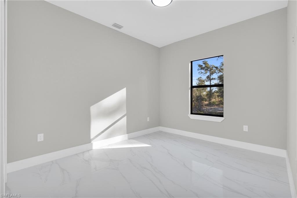 1235 Claremont St E Property Photo 5