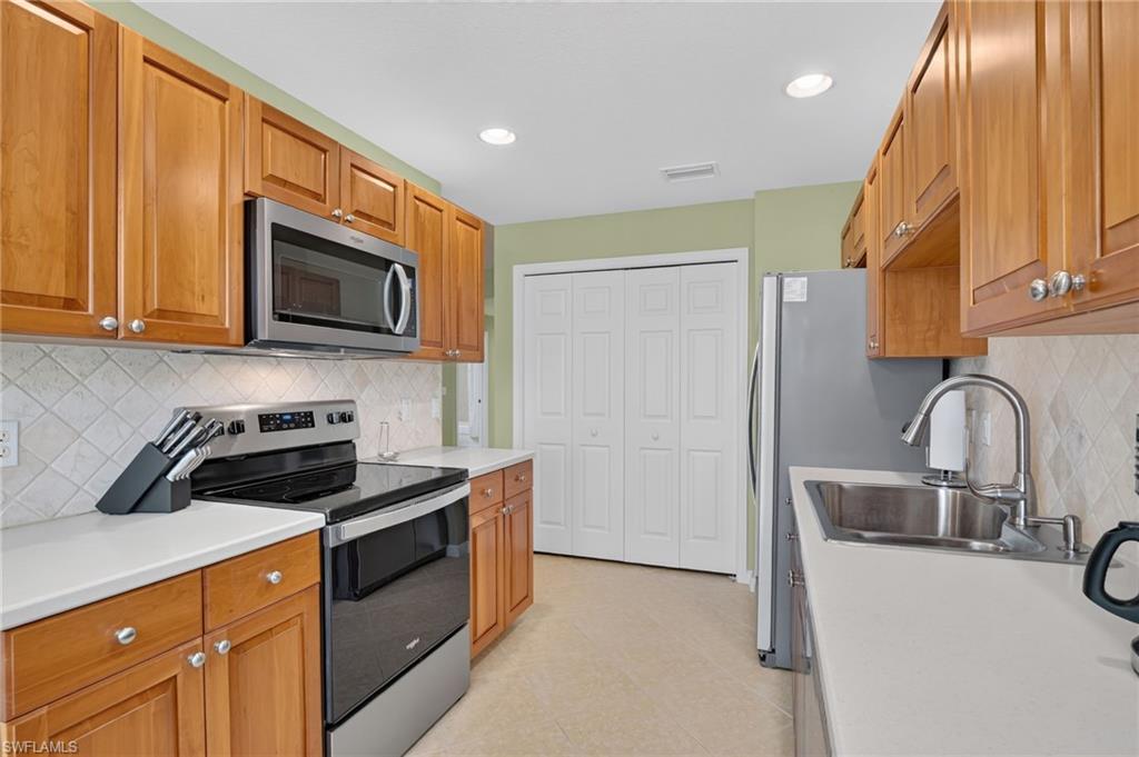 3131 Meandering Way 101 Property Photo 11
