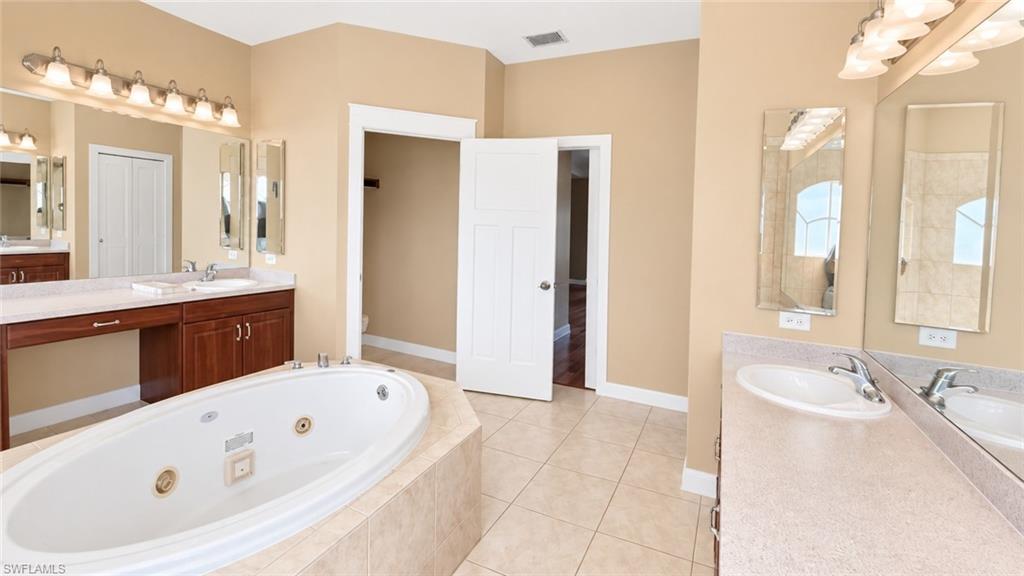 1301 W Benbow Ct Property Photo 14