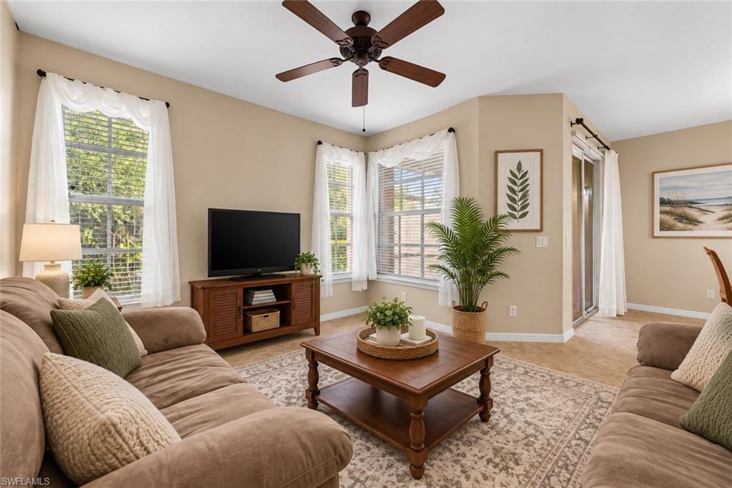4000 Cherrybrook Loop Property Photo 7