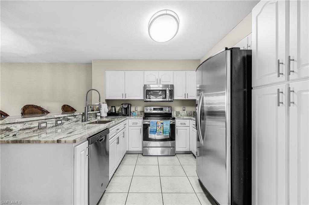 841 Sw 47th Ter 101 Property Photo 3