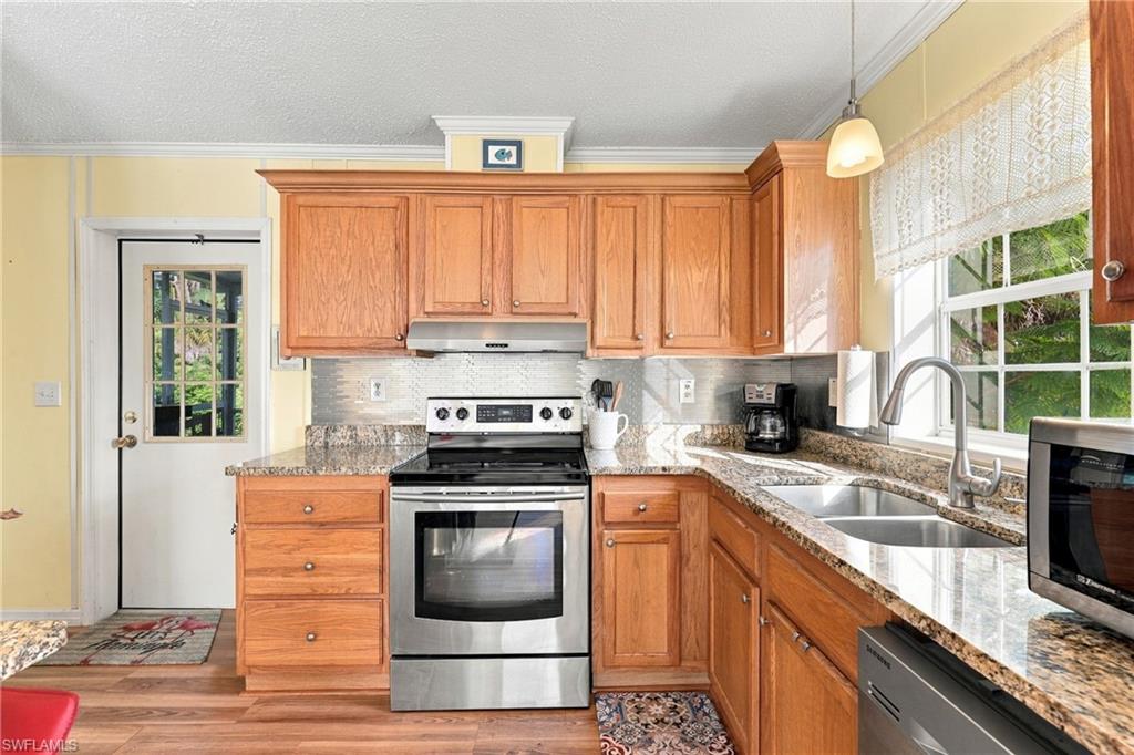15440 Orchid Dr Property Photo 8