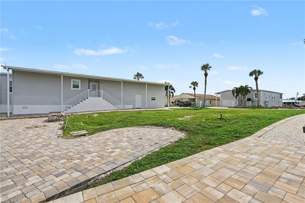 11501 Dogwood Ln Property Photo 3