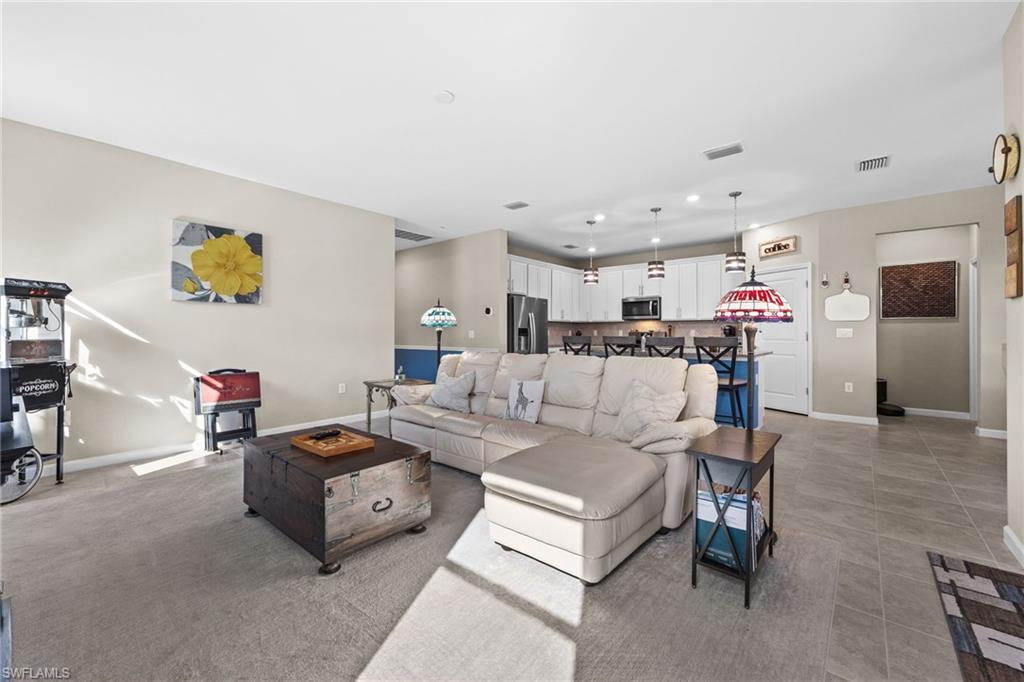 7079 Chapel Creek Ln Property Photo 8