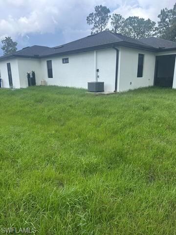 2249-2251 Fairway Dr Property Photo 3