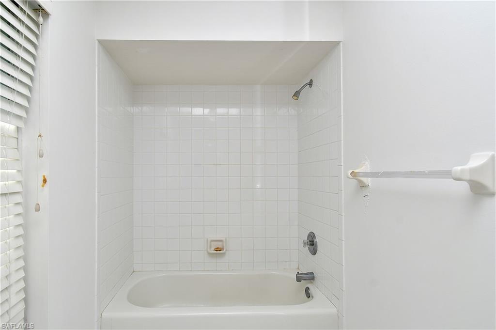 528 Empire Ave S Property Photo 12