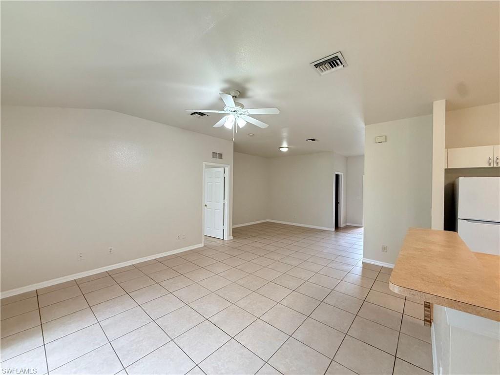 460 Windermere Dr Property Photo 2