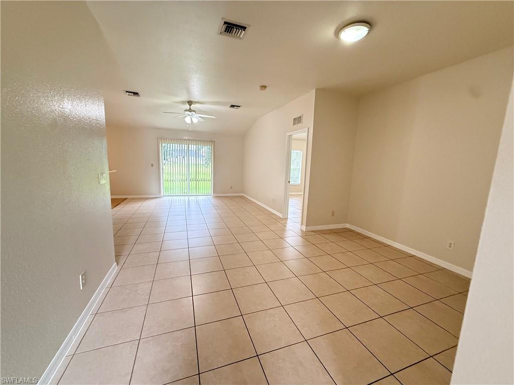 460 Windermere Dr Property Photo 5