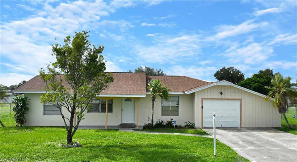 1414 Alwynne DR Property Photo 1