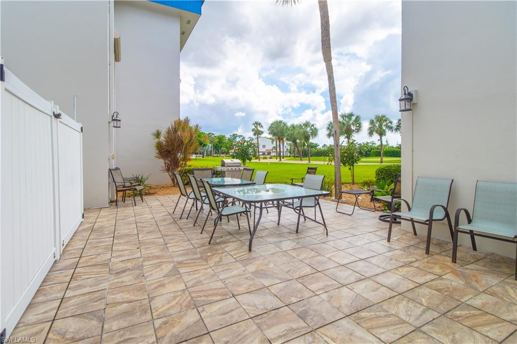 1828 Pine Valley Dr 216 Property Photo 17