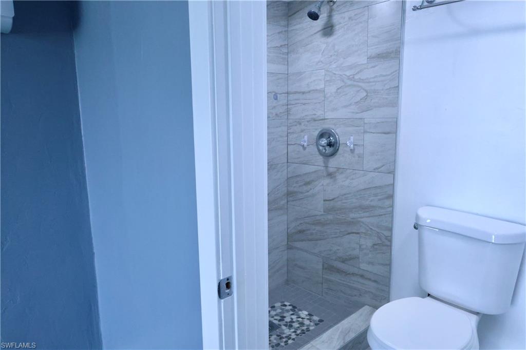 321 Rushmore Ave N Property Photo 18