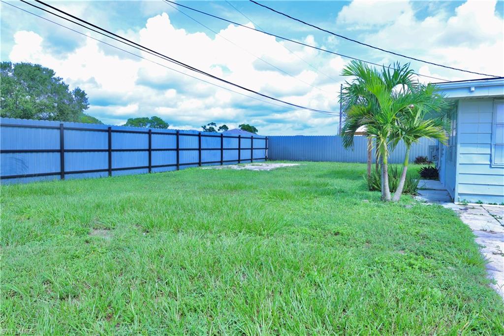 321 Rushmore Ave N Property Photo 37