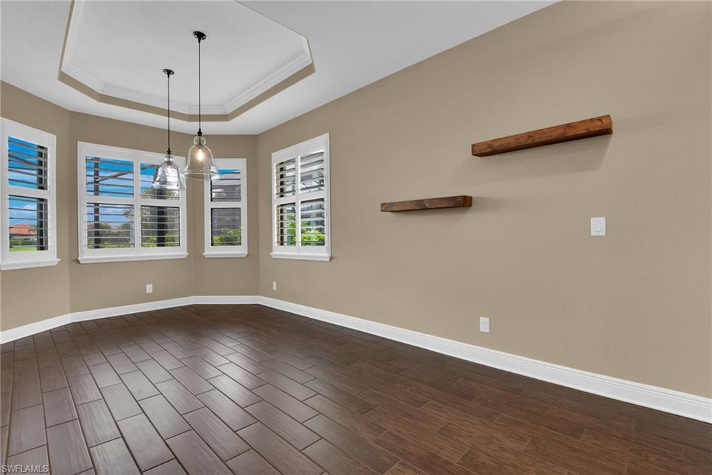 10505 Valencia Lakes Dr Property Photo 24