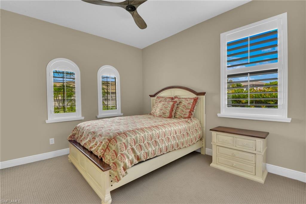 10505 Valencia Lakes Dr Property Photo 30