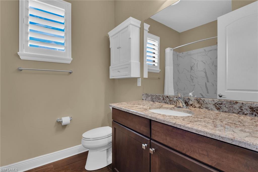 10505 Valencia Lakes Dr Property Photo 32