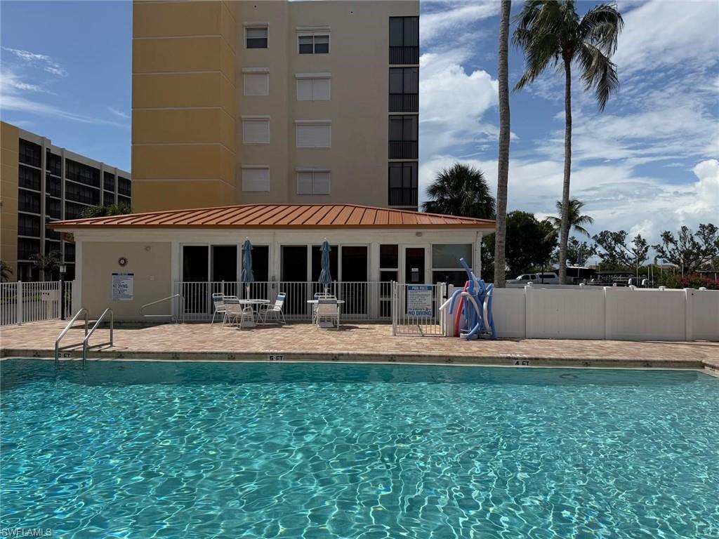 4471 Bay Beach Ln 351 Property Photo 10