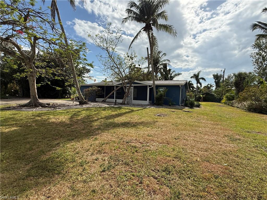10899 Russell Rd Property Photo 1