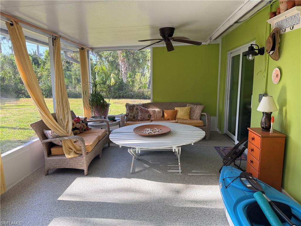10899 Russell Rd Property Photo 18