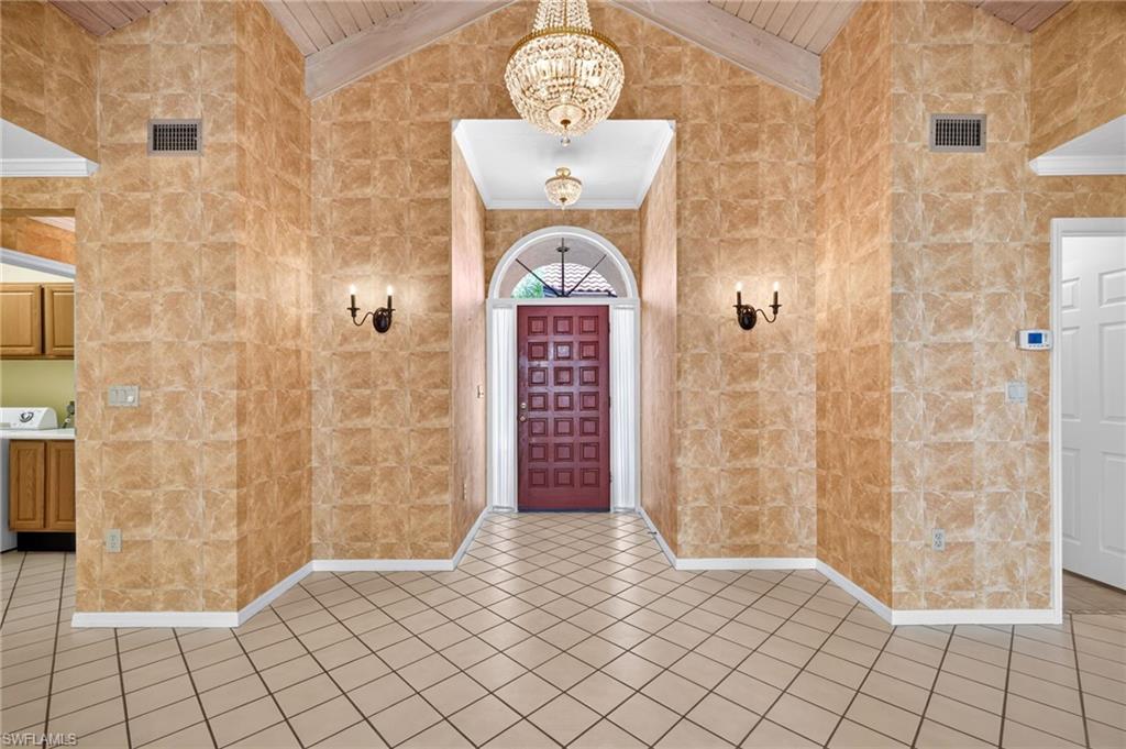 1440 Larkspur Dr Property Photo 3