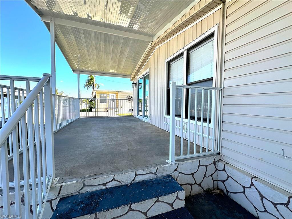 16004 Tangelo Way Property Photo 2