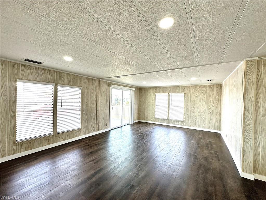 16004 Tangelo Way Property Photo 23