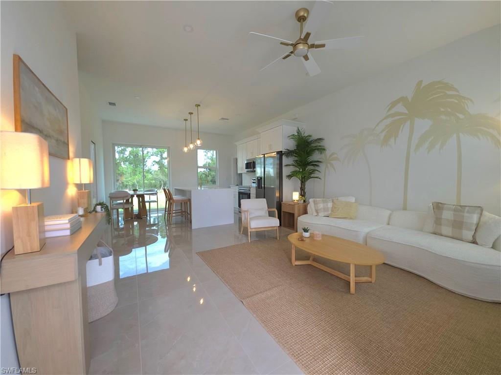 501 Willowbrook Dr Property Photo 3