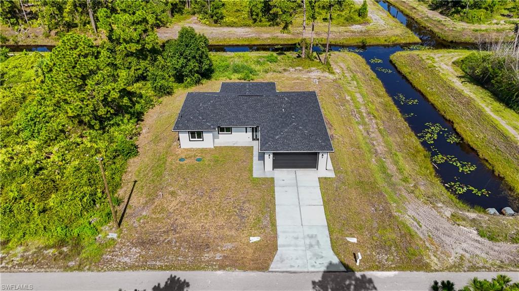 828 Genoa Ave S Property Photo 4