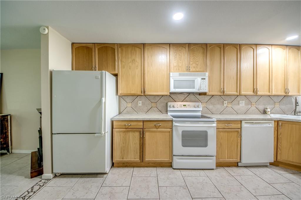3130 Shorewood Ln 1 Property Photo 15