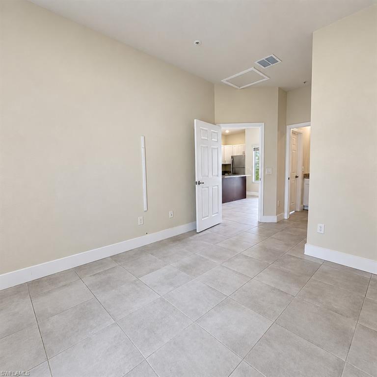 3325 Sw 8th Pl 108 Property Photo 8