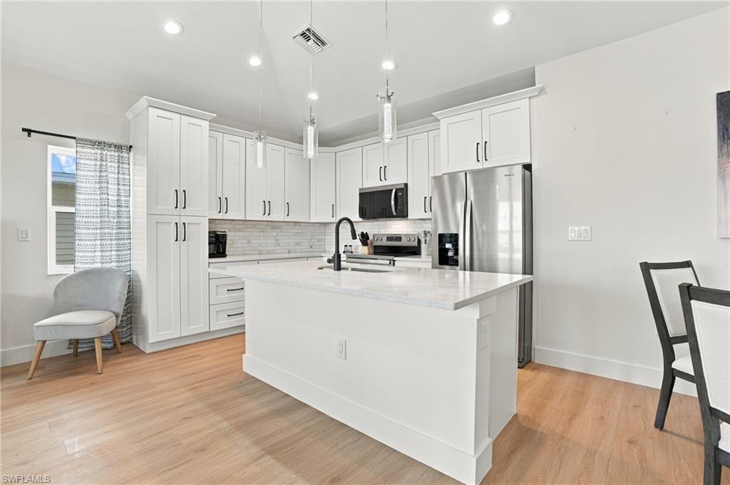 250 Pearl St Property Photo 11