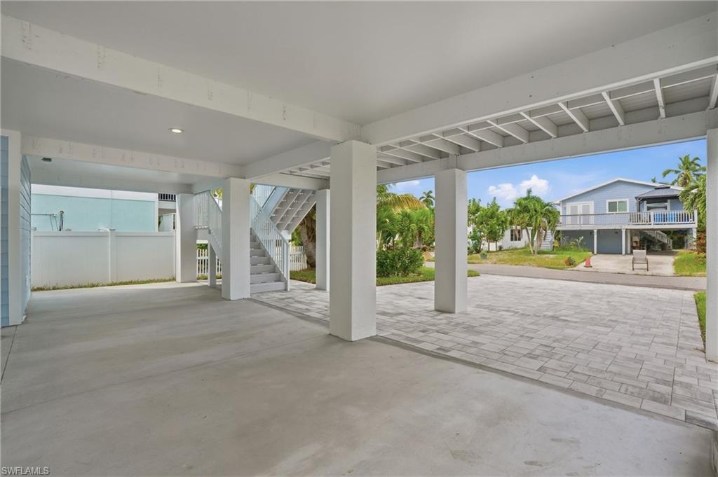 250 Pearl St Property Photo 49