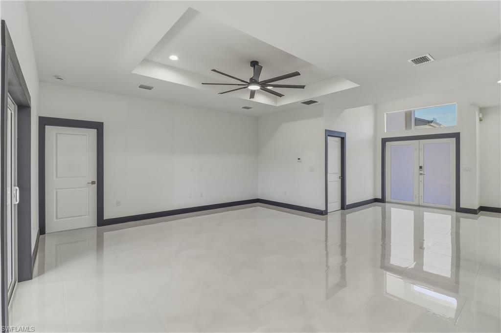 442 Mercedes Ct Property Photo 12