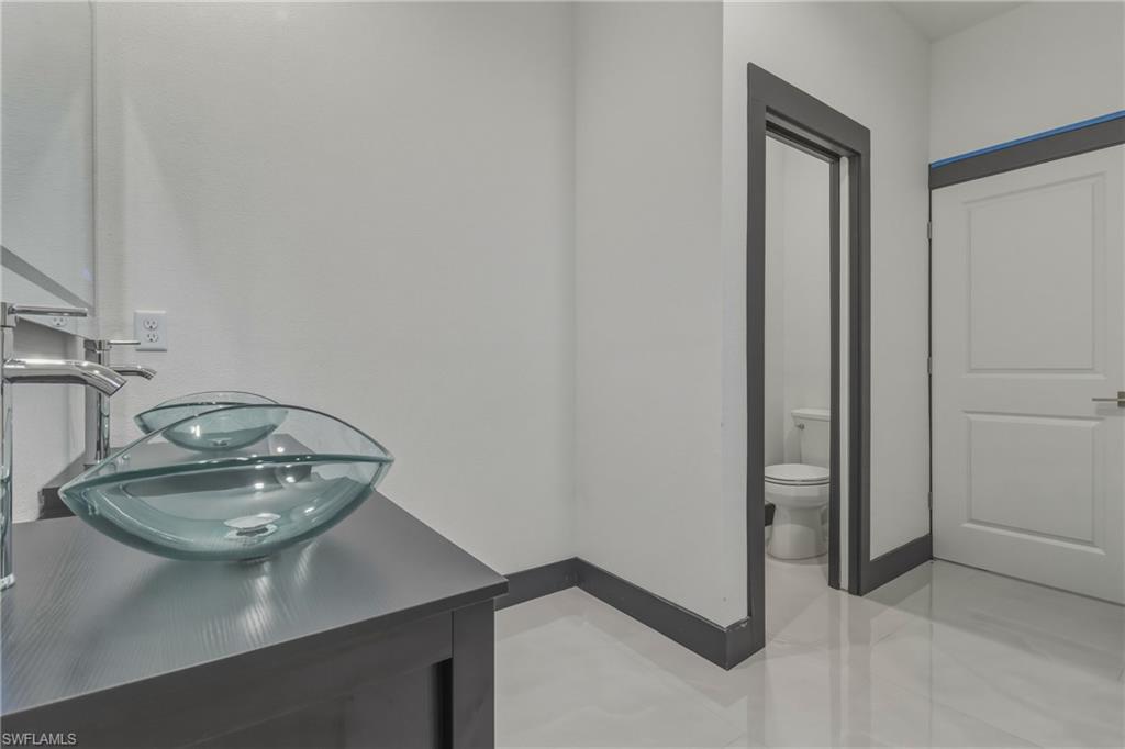 442 Mercedes Ct Property Photo 18