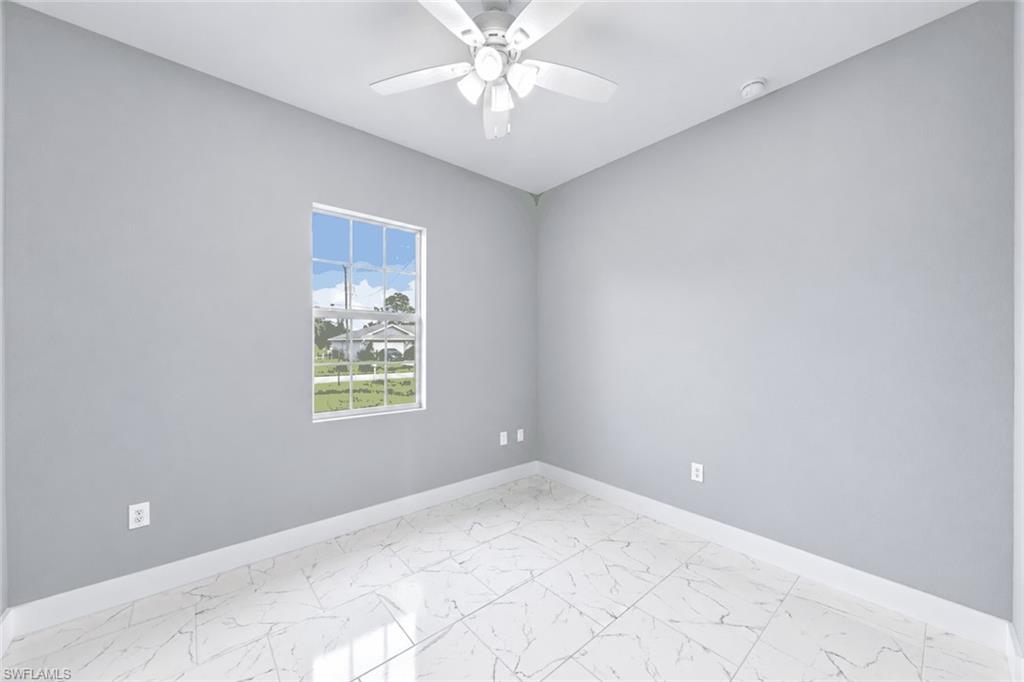 426 Mercedes Ct Property Photo 15