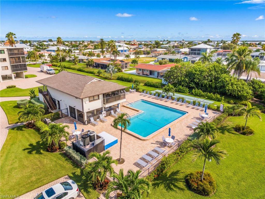 6665 Estero Blvd 325 Property Photo 21