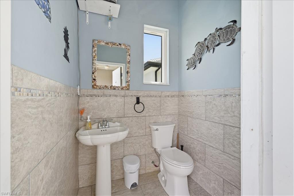 2371 Coral Point Dr Property Photo 38