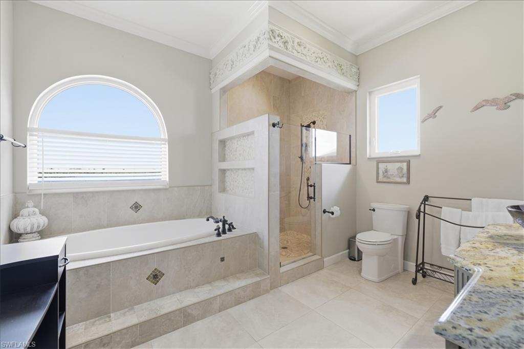 2371 Coral Point Dr Property Photo 39