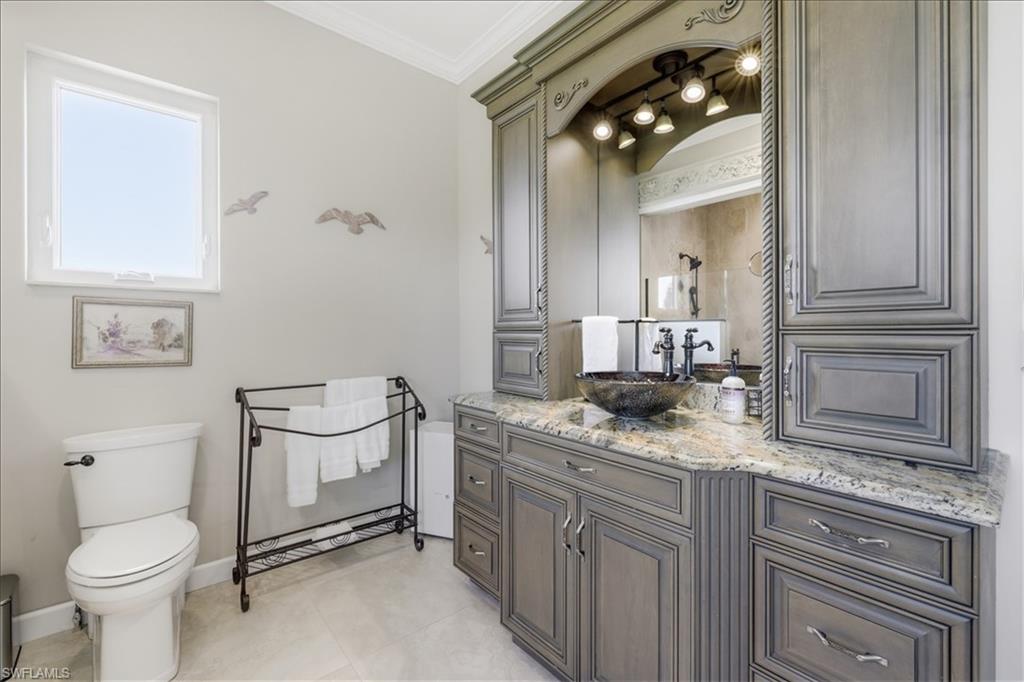 2371 Coral Point Dr Property Photo 40