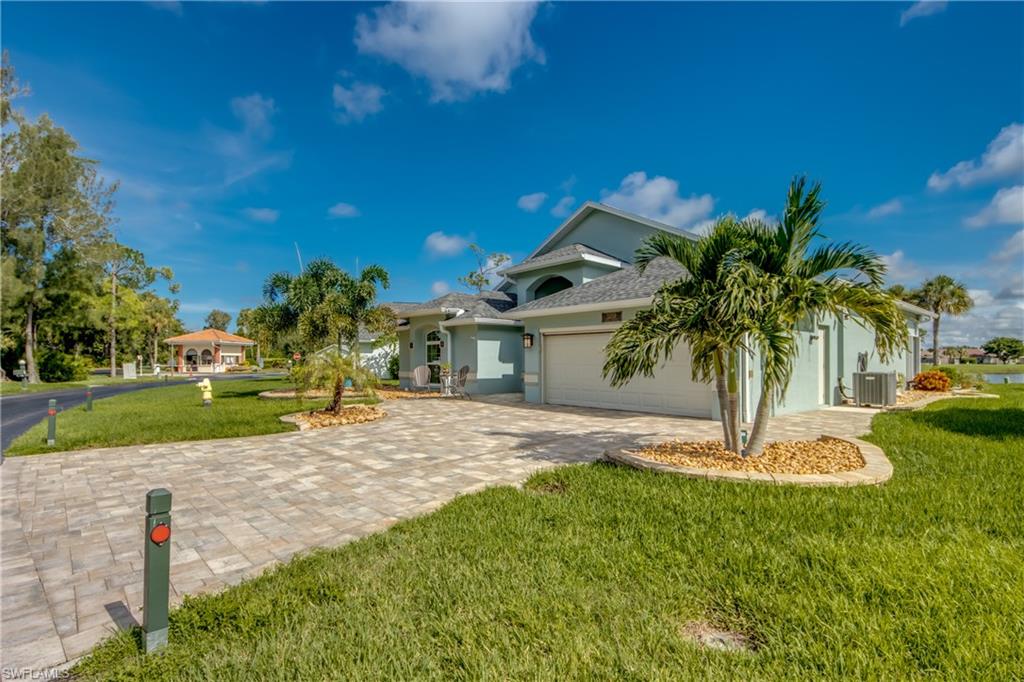 3259 Sabal Springs Blvd Property Photo 3