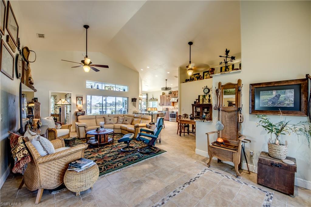3259 Sabal Springs Blvd Property Photo 8