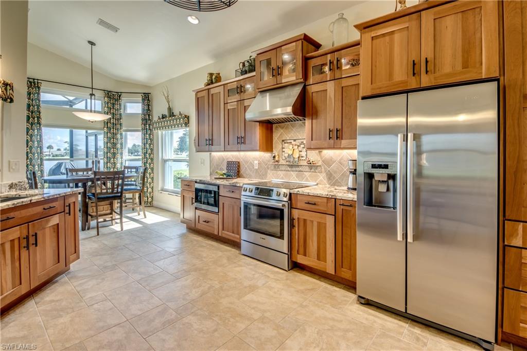 3259 Sabal Springs Blvd Property Photo 17
