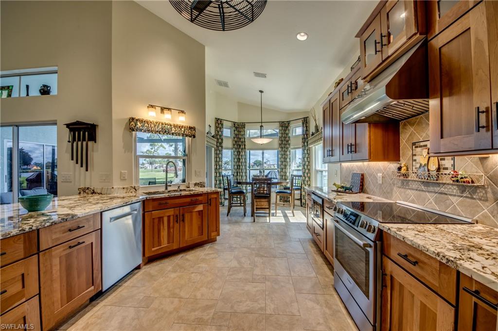 3259 Sabal Springs Blvd Property Photo 18