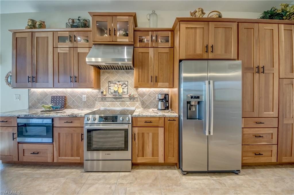 3259 Sabal Springs Blvd Property Photo 23