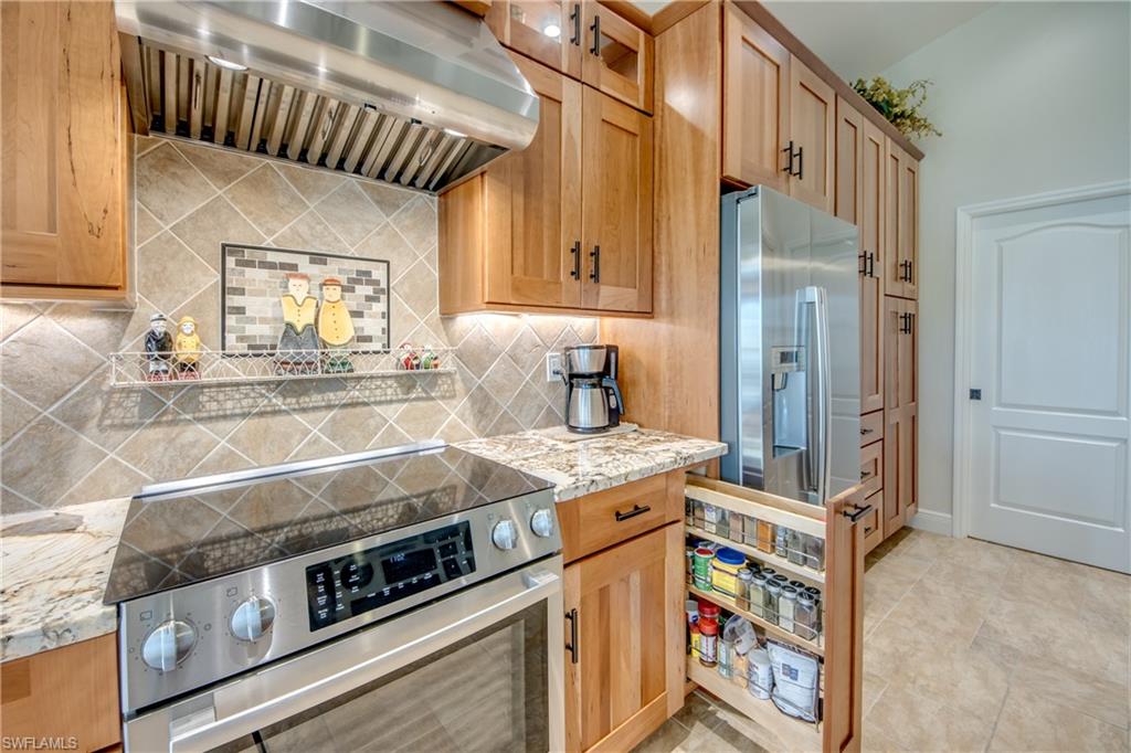 3259 Sabal Springs Blvd Property Photo 24