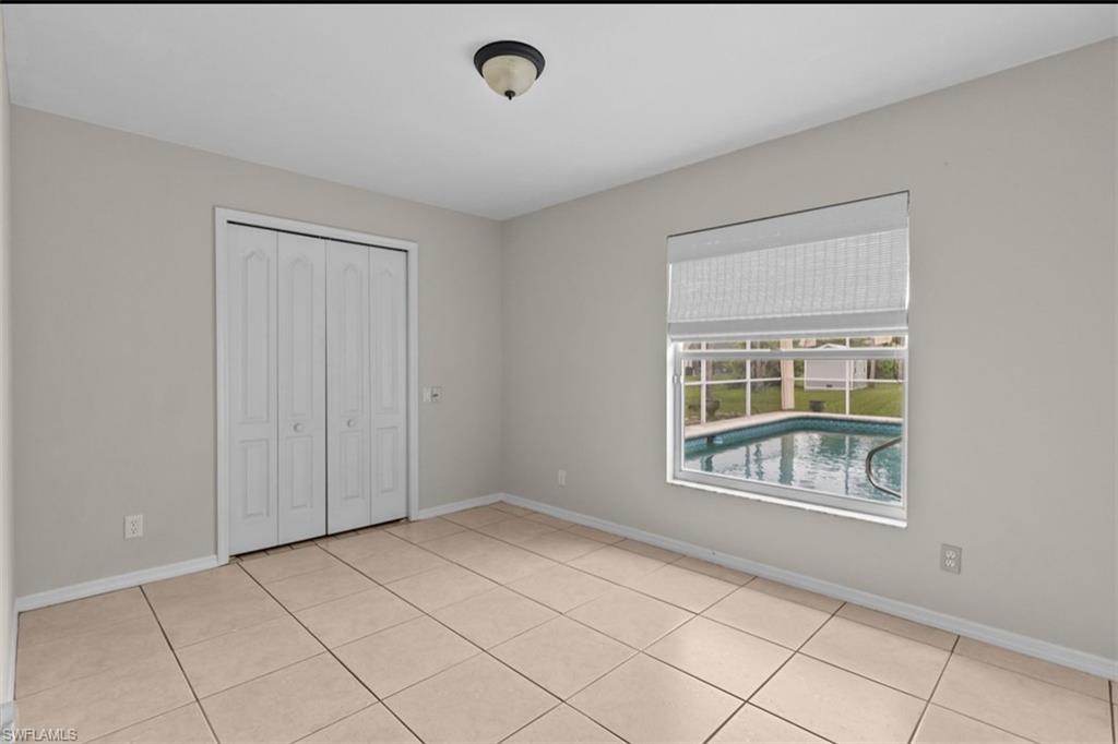1040 Bay Harbor Dr Property Photo 5