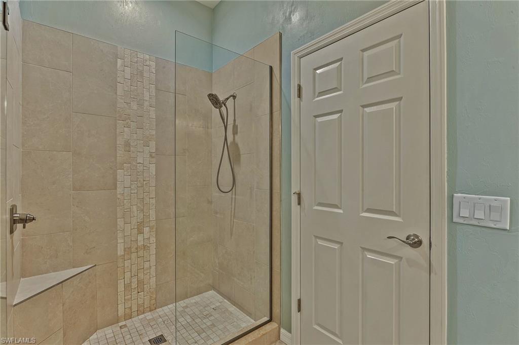 9996 Horse Creek Rd Property Photo 13