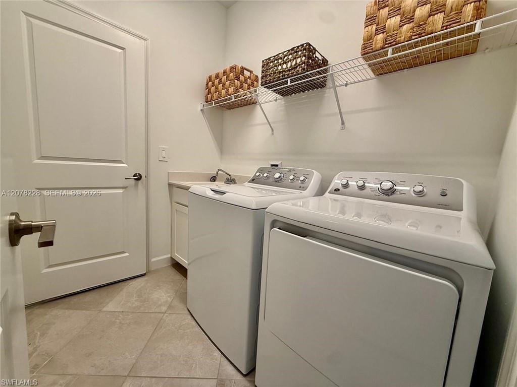 9291 Aqua Overlook Ct Property Photo 6